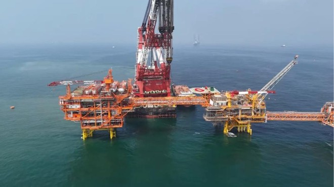 海上石油平臺鋼結構防腐專用耐鹽霧環氧重防腐涂料